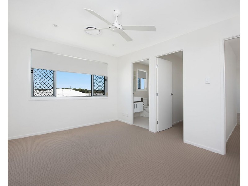 1/3 Burdekin Place, Pelican Waters QLD 4551