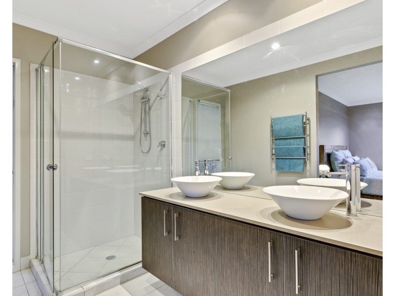 9 Heliconia Street, Mountain Creek QLD 4557