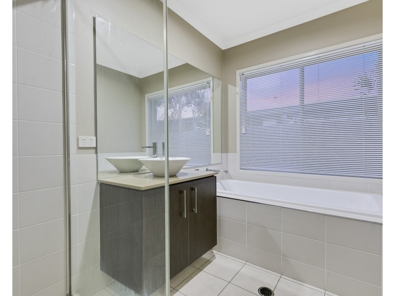 9 Heliconia Street, Mountain Creek QLD 4557