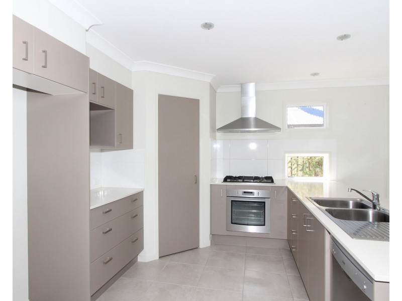 33 Peppertree Circuit, Maroochydore QLD 4558