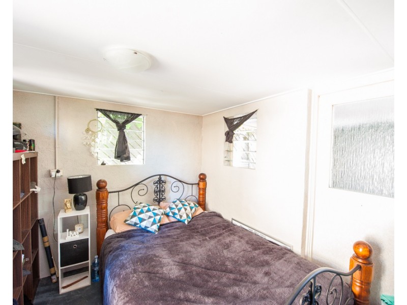 66  Oogar St, Alexandra Headland QLD 4572
