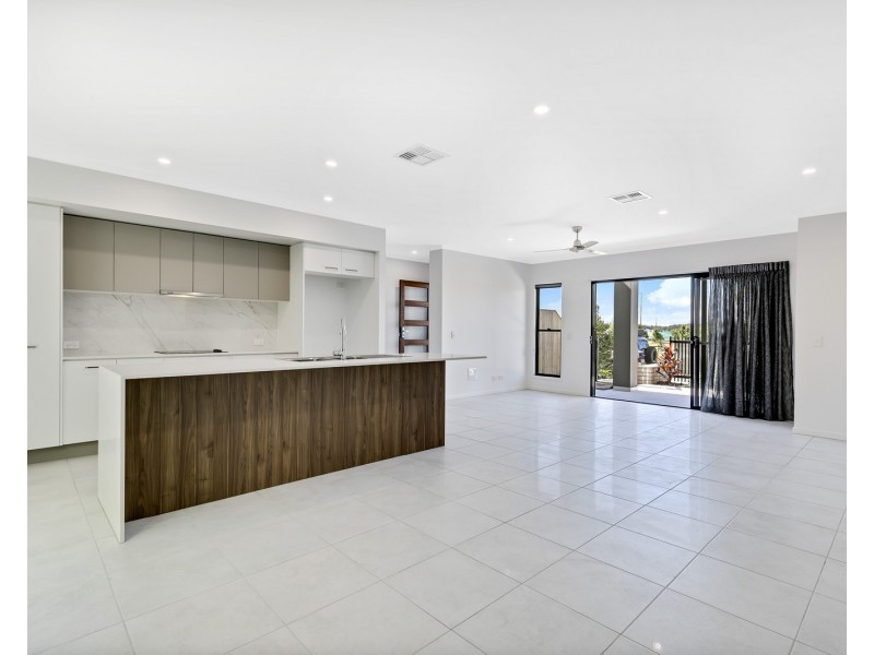 25 Greenview Terrace, Palmview QLD 4553