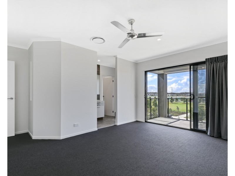 25 Greenview Terrace, Palmview QLD 4553