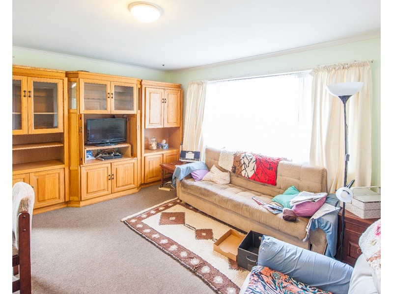 2/42 Lapoinya Crescent, Warana QLD 4575