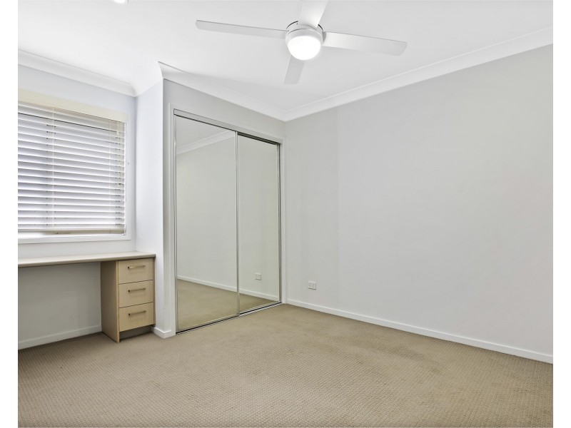 15 Tarwhine Place, Mountain Creek QLD 4557
