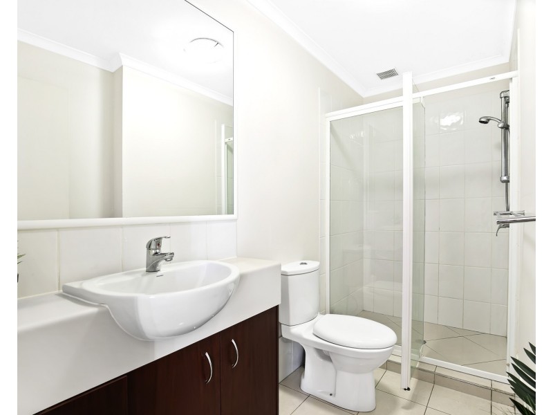 4/12 Ridge Road, Maroochydore QLD 4558