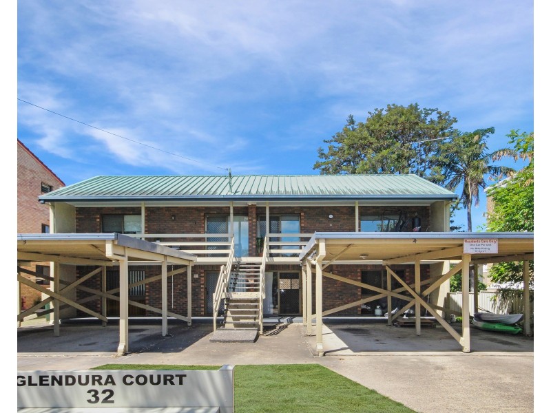 2/32 Goonawarra Dr, Mooloolaba QLD 4557