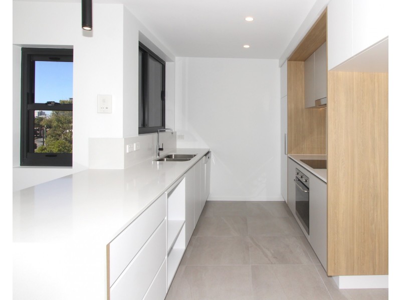 5/49 Duporth Avenue, Maroochydore QLD 4558