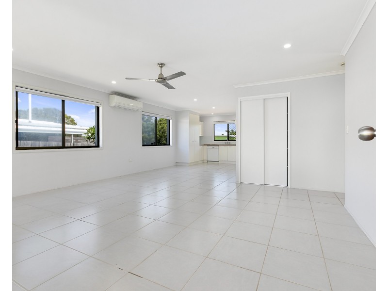 44 Yorlambu Parade, Maroochydore QLD 4558