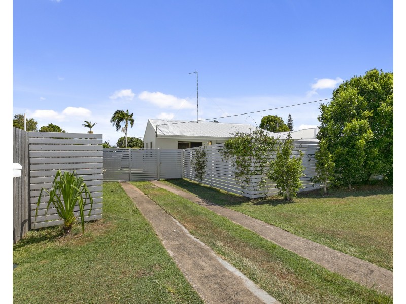 44 Yorlambu Parade, Maroochydore QLD 4558