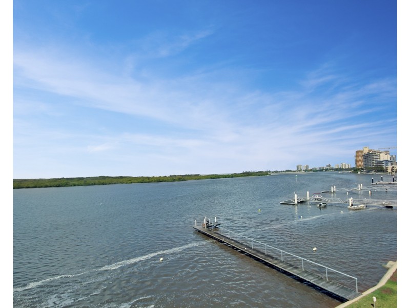 9/146 Duporth Avenue, Maroochydore QLD 4558