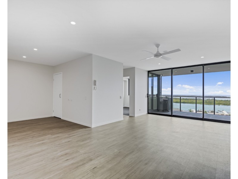 62/20 Beach Road, Maroochydore QLD 4558