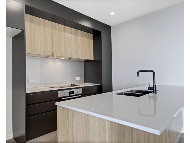 62/20 Beach Road, Maroochydore QLD 4558