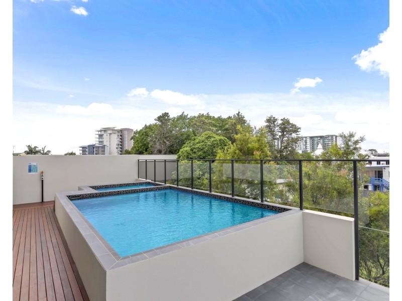 62/20 Beach Road, Maroochydore QLD 4558