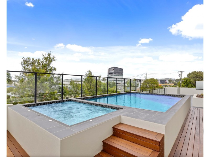62/20 Beach Road, Maroochydore QLD 4558