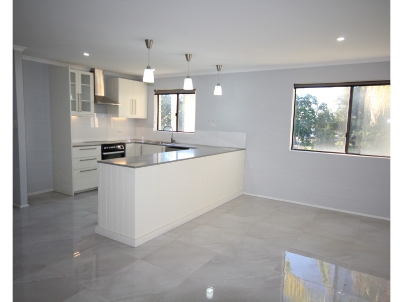 4/10 Blanck St, Maroochydore QLD 4558