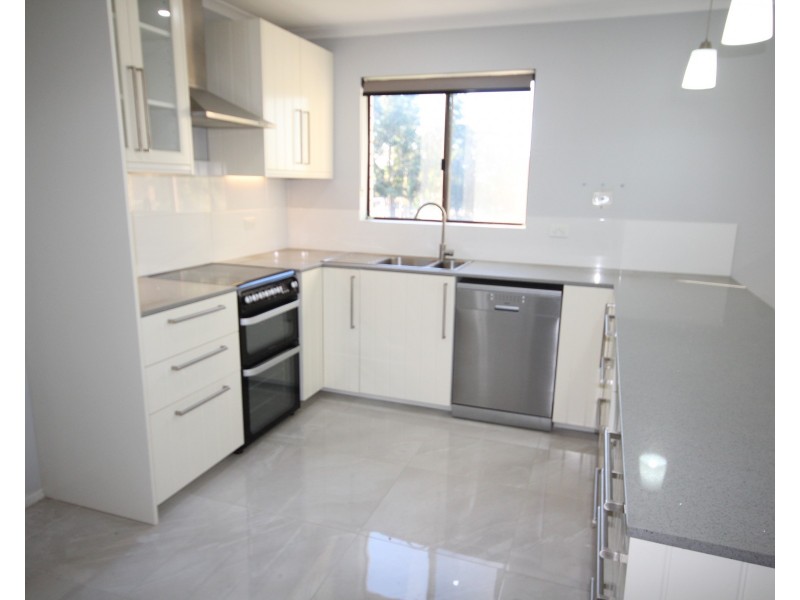 4/10 Blanck St, Maroochydore QLD 4558