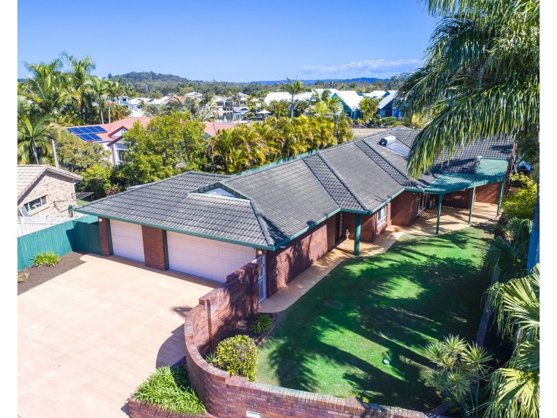 45 Summer Drive, Maroochydore QLD 4558