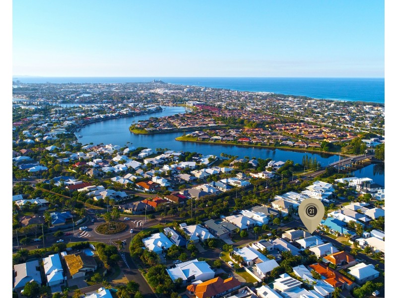 4 Maui Court, Kawana Island QLD 4575