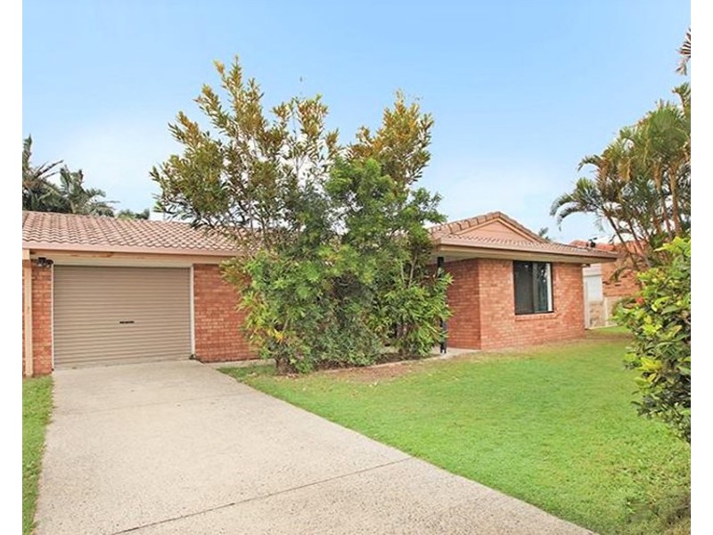 47 Lapoinya Crescent, Warana QLD 4575