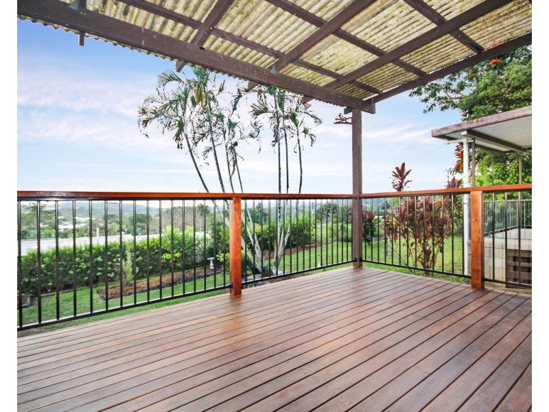 6 Dandenong Street, Burnside QLD 4560