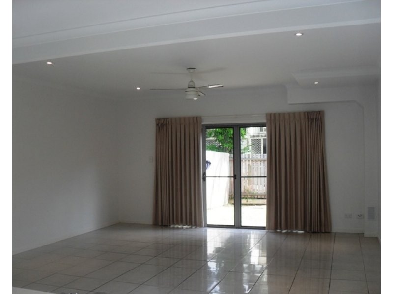 9/131-133 Duporth Ave, Maroochydore QLD 4558