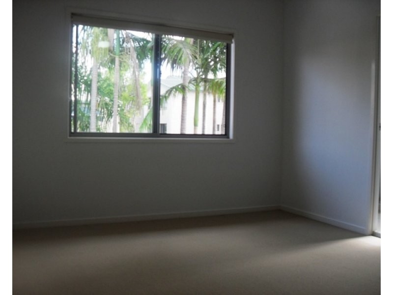 9/131-133 Duporth Ave, Maroochydore QLD 4558