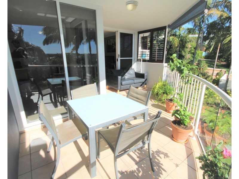 11/10  Edward St, Alexandra Headland QLD 4572