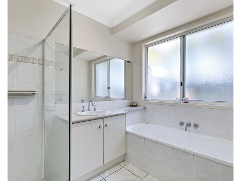 11 Meisner Court, Mountain Creek QLD 4557