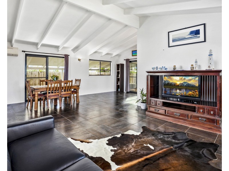 1 Boward Close, Yaroomba QLD 4573