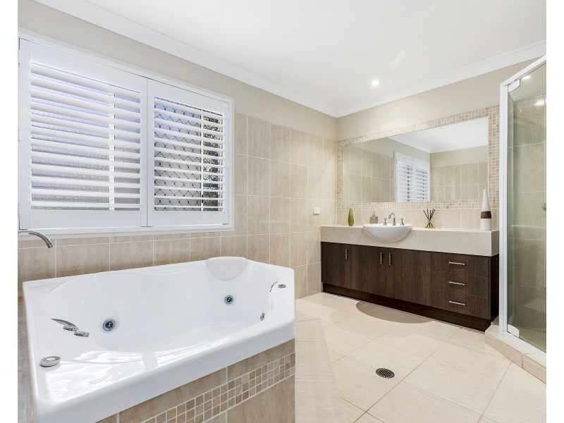 13 Rosslyn Court, Buderim QLD 4556