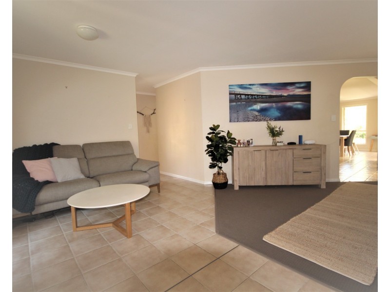 12 Japonica Court, Mountain Creek QLD 4557