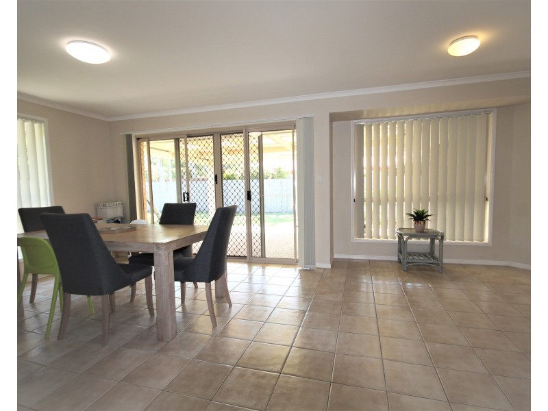 12 Japonica Court, Mountain Creek QLD 4557