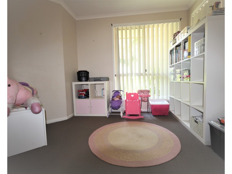 12 Japonica Court, Mountain Creek QLD 4557