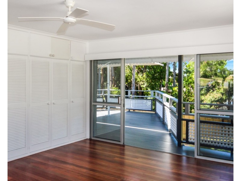 11 Dilli Court, Alexandra Headland QLD 4572