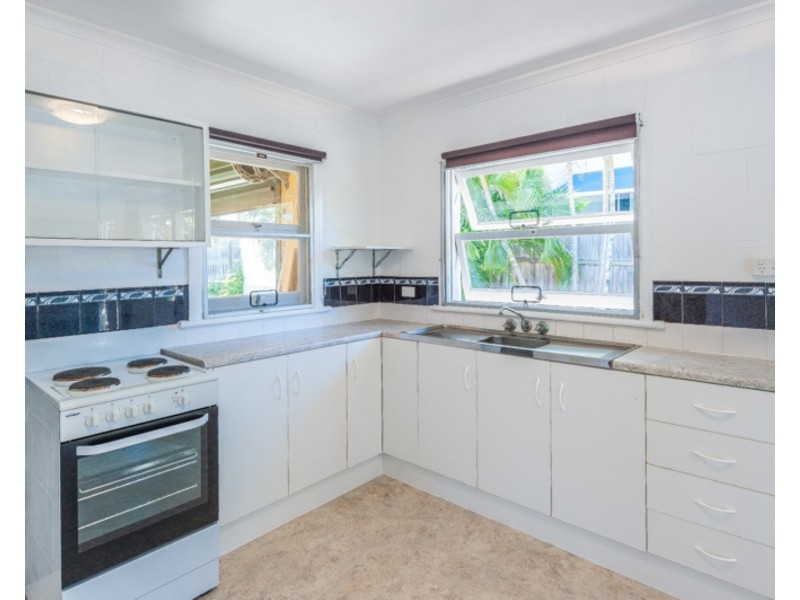 1/224 Broadwater Ave West, Maroochydore QLD 4558