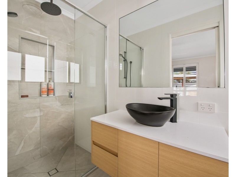 53 Schirrmann Dr, Maroochydore QLD 4558