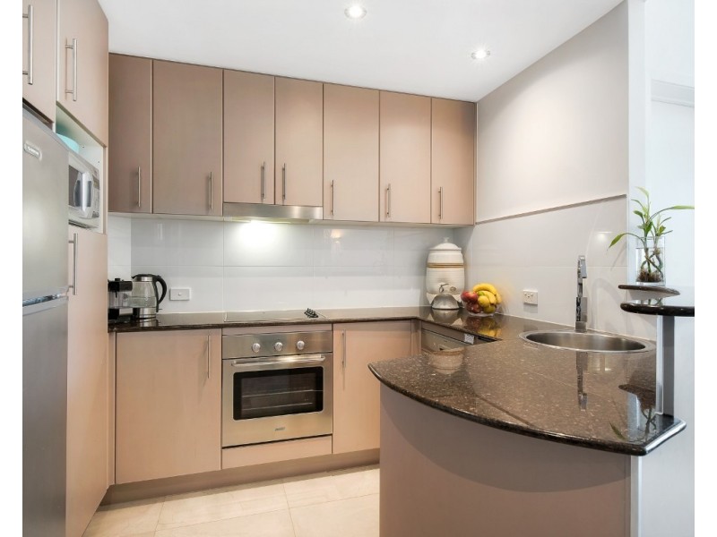 102/122-124 Alexandra Parade, Alexandra Headland QLD 4572