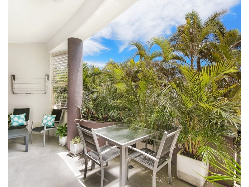 102/122-124 Alexandra Parade, Alexandra Headland QLD 4572