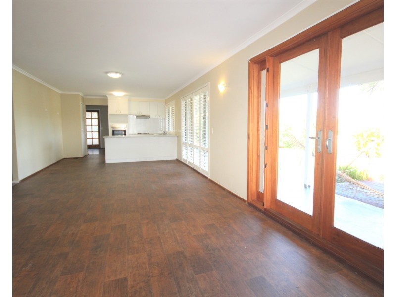 19 Orlando Crescent, Kuluin QLD 4558