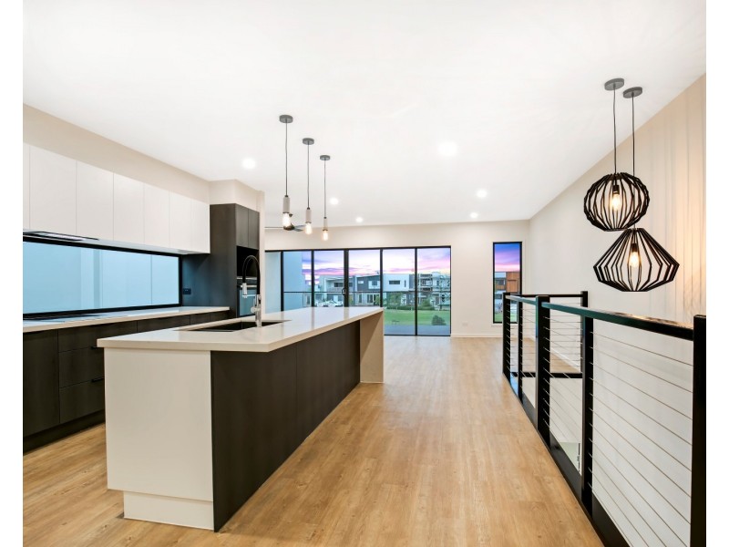 44 Osborne Circuit, Maroochydore QLD 4558