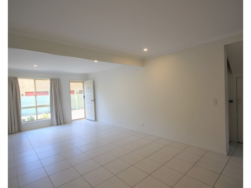 2/14 Aragorn Street, Maroochydore QLD 4558