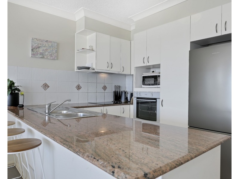 9/153 Bradman Avenue, Maroochydore QLD 4558