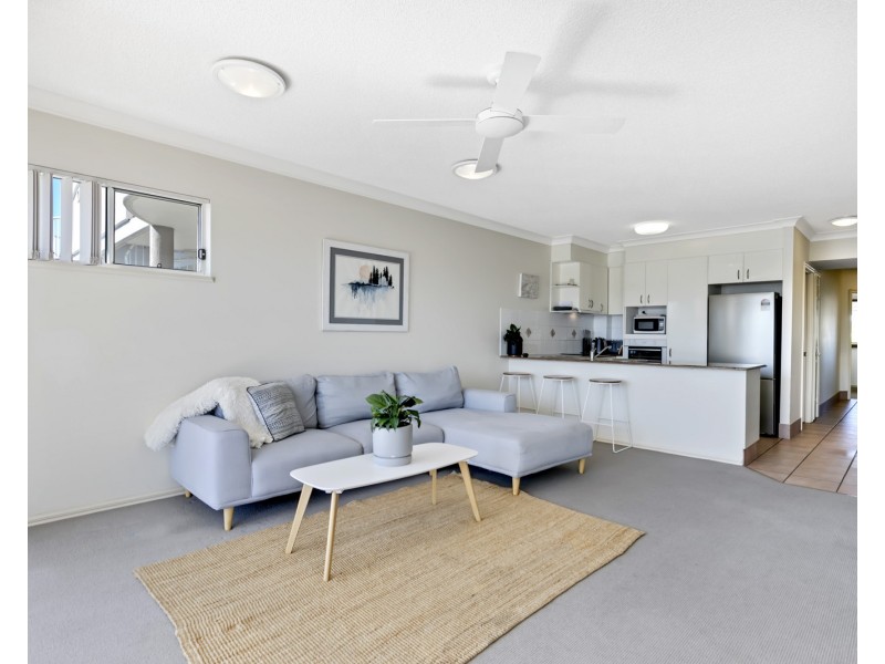 9/153 Bradman Avenue, Maroochydore QLD 4558