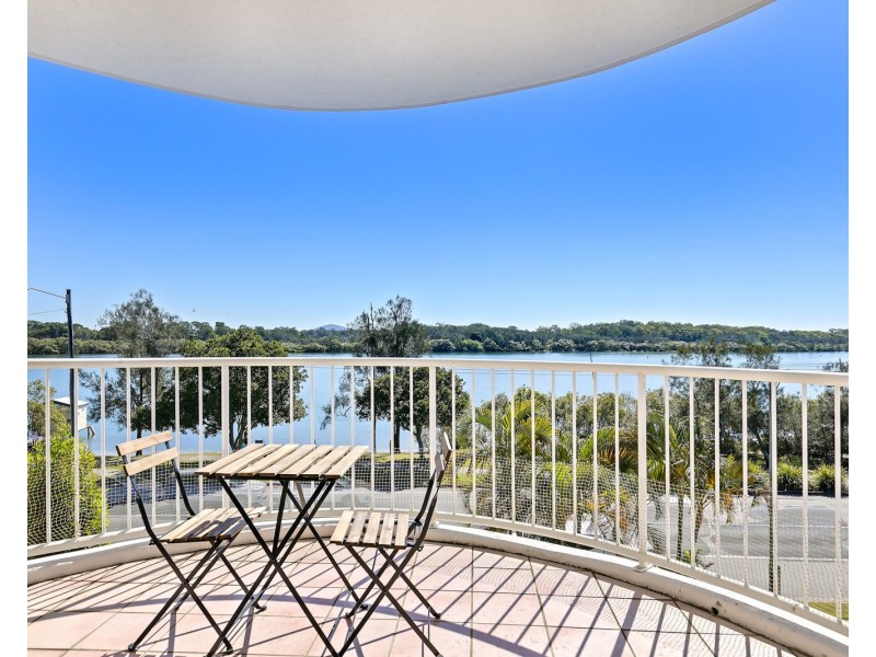 9/153 Bradman Avenue, Maroochydore QLD 4558