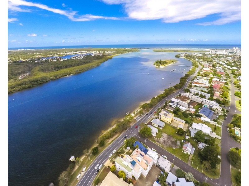 9/153 Bradman Avenue, Maroochydore QLD 4558