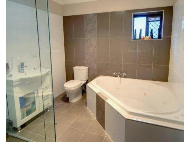 5 Norman Avenue, Maroochydore QLD 4558