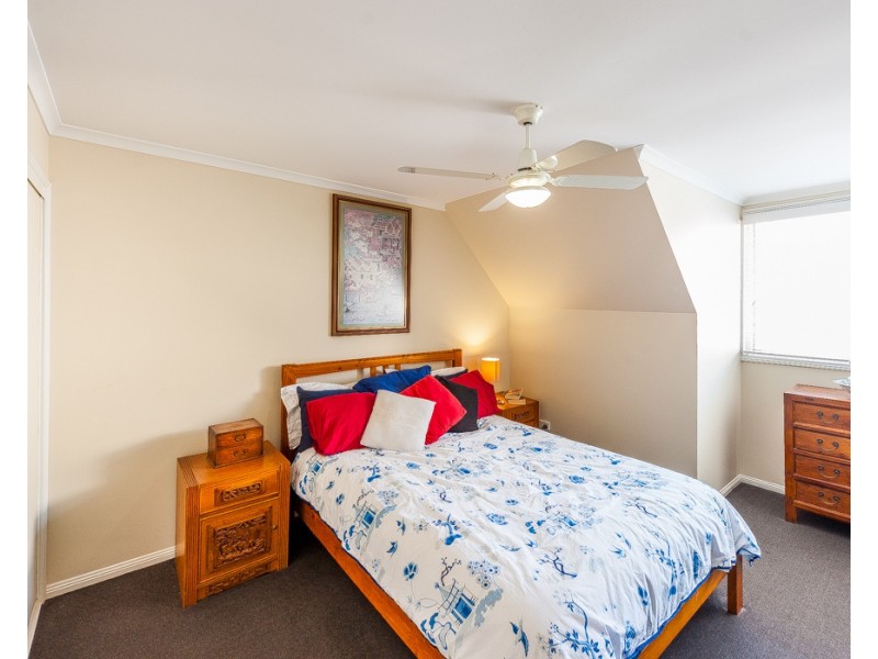2/35 Baden Powell Street, Maroochydore QLD 4558