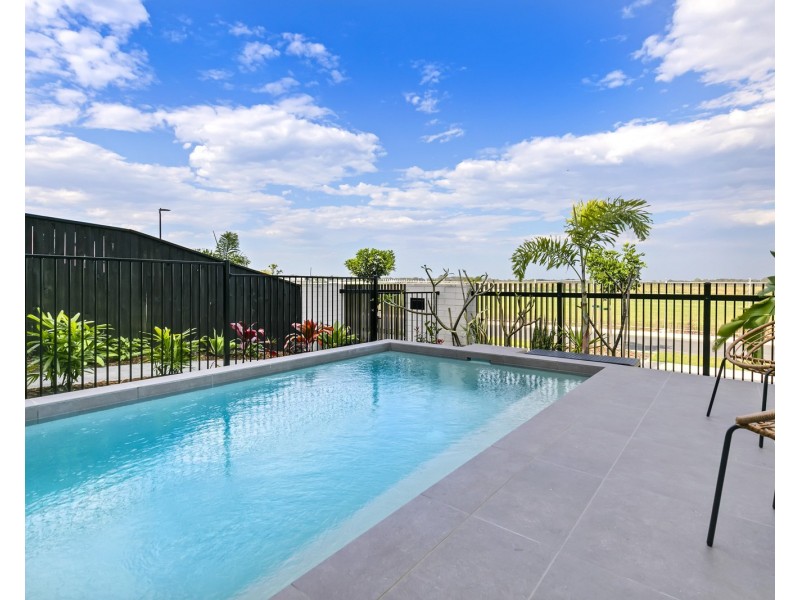 48 Parkway Terrace, Palmview QLD 4553