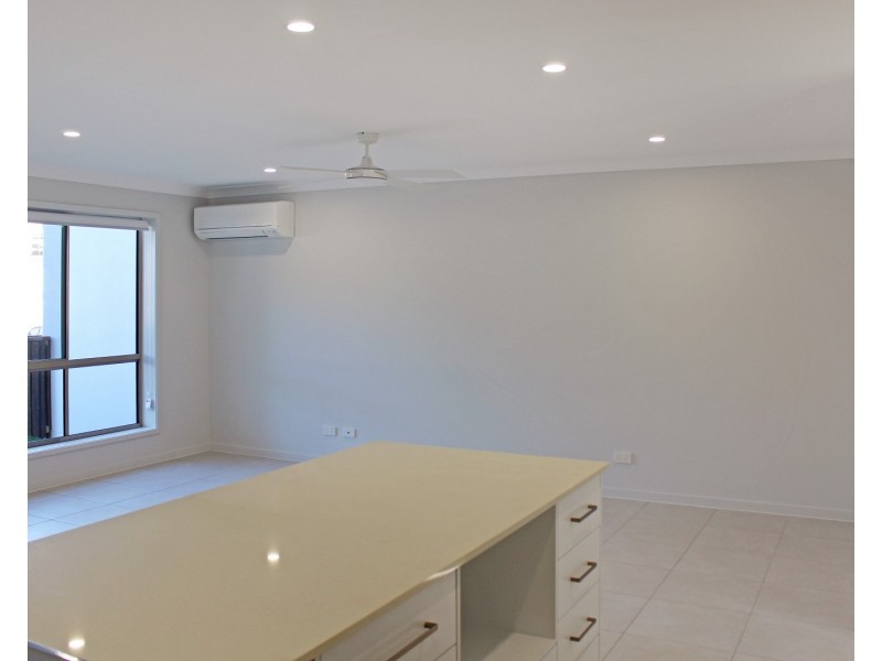 154 Sunshine Cove Way, Maroochydore QLD 4558